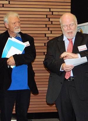 PMC director Professor David Robie (left) and Professor Ian Richards. Image: Del Abcede/PMC