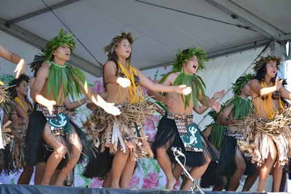 Massey High School performers at the Auckland Polyfest. Photo: Cade Tariau