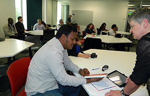 Kiribati Independent publisher Taberannang Korauaba and Communication Studies postgraduate head Dr Frances Nelson at the seminar. Image: Del Abcede/PMC