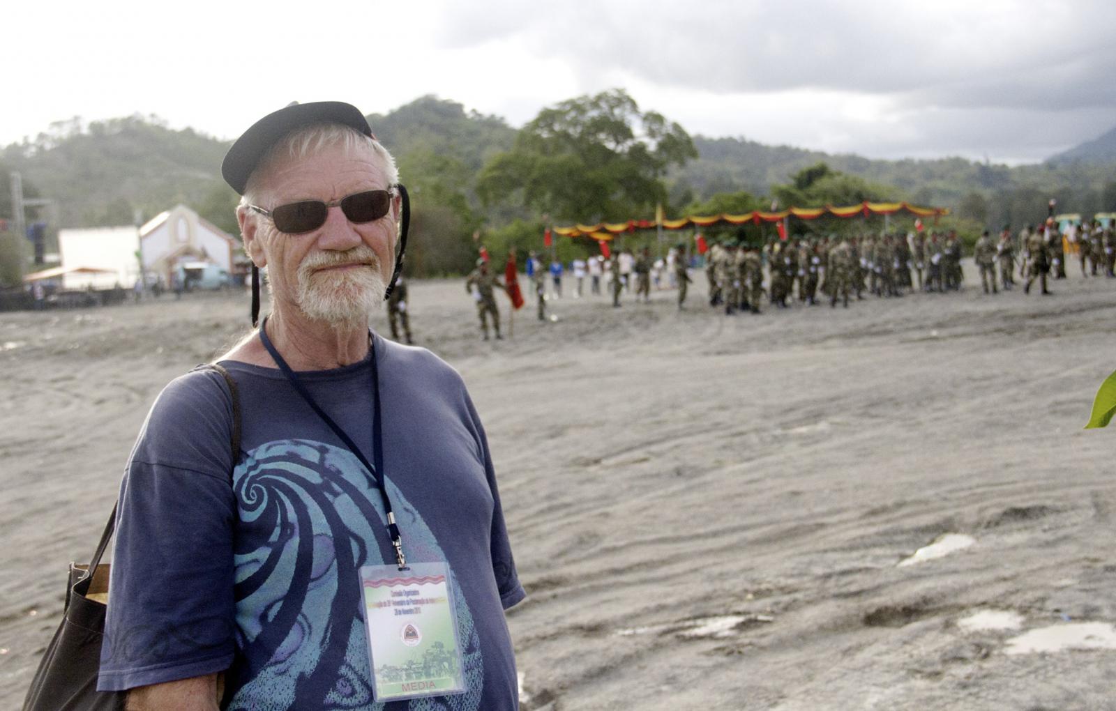 Dr David Robie on the parade ground at Kraras at the wind-up of the independence celebration. Photo: Eddy Pinto/Max Stahl Video Archive