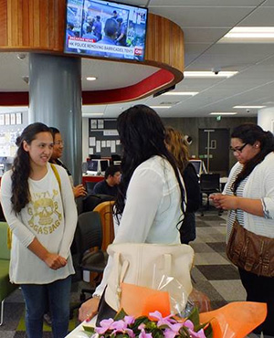 Students in the AUT media centre. Image: AUT